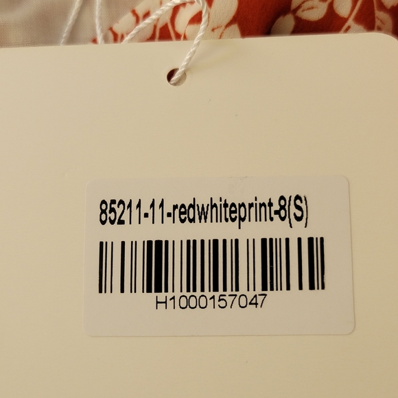 Hello Molly Just  Redwhiteprints Dress Tiered Wrap  Mini Floral Vneck size S - Picture 11 of 12